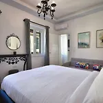 Suite Home